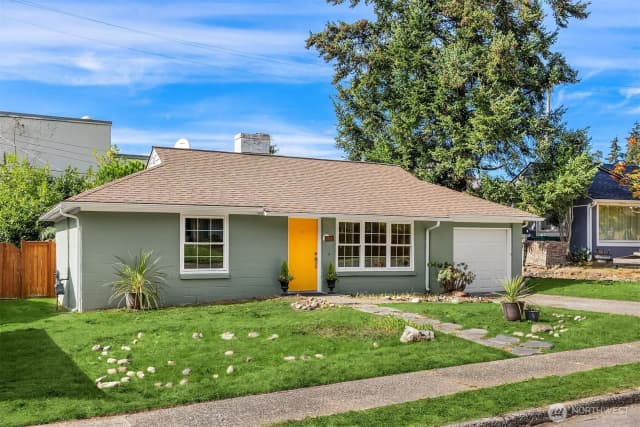 Property photo for 15329 Stone Avenue N, Shoreline