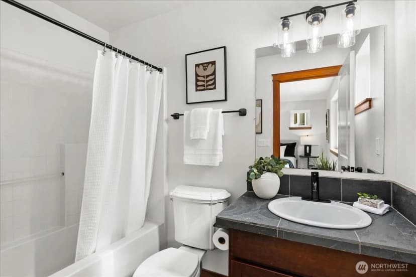 Property photo for 809 Nw 53rd Street #b, Seattle photo 7