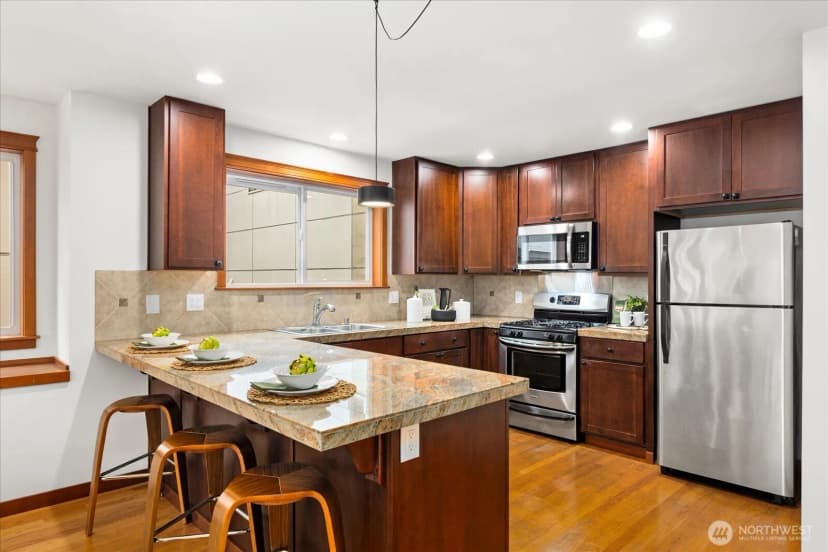 Property photo for 809 Nw 53rd Street #b, Seattle photo 12