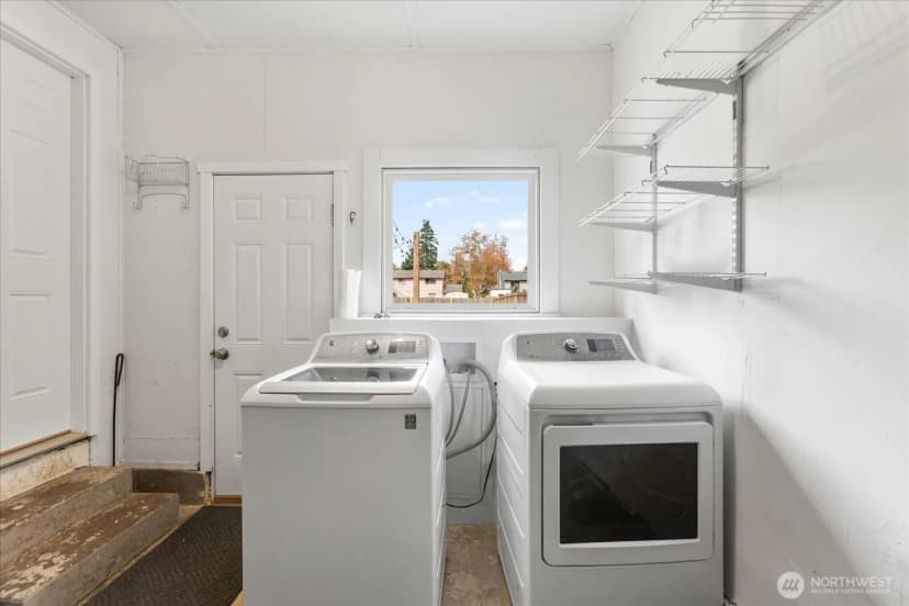 Property photo for 619 93rd Street Sw, Everett photo 25