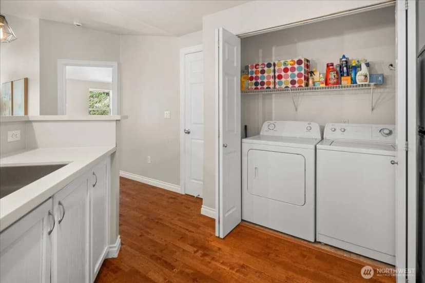 Property photo for 7711 Ne 175th Street #a305, Kenmore photo 13