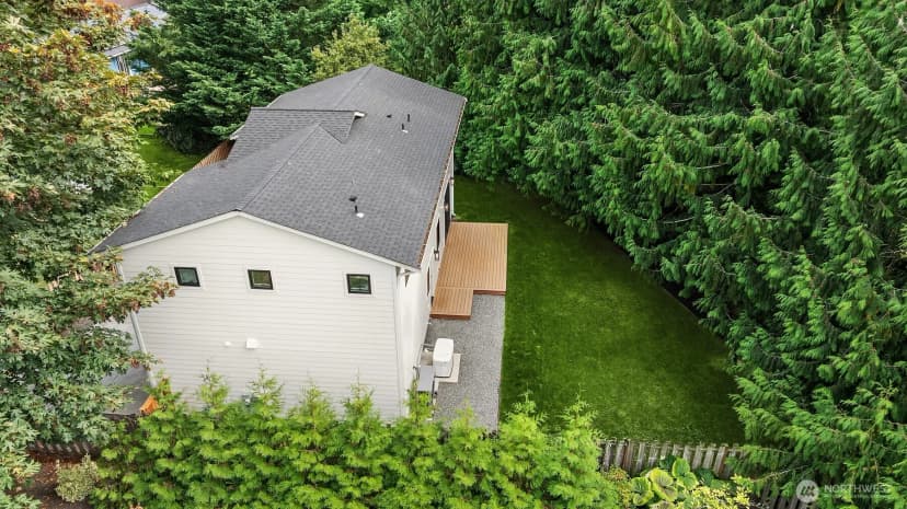 Property photo for 441 Se Alder Dr, North Bend photo 32