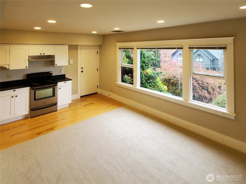 Property photo for 109 115 30th Avenue, Seattle photo 16