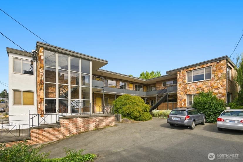 Property photo for 6530 24th Avenue Nw, Seattle photo 2