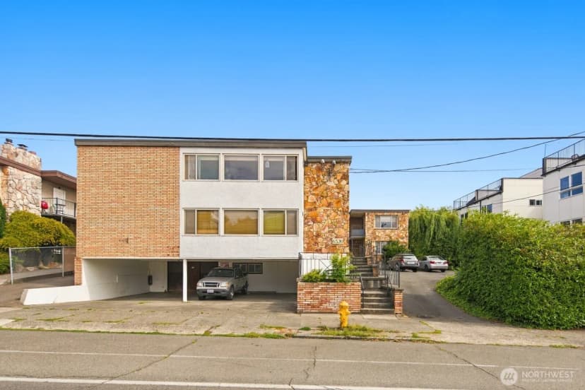 Property photo for 6530 24th Avenue Nw, Seattle photo 6