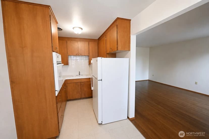 Property photo for 6530 24th Avenue Nw, Seattle photo 11
