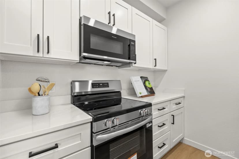 Property photo for 10825 Se 200th Street #b102, Kent photo 14