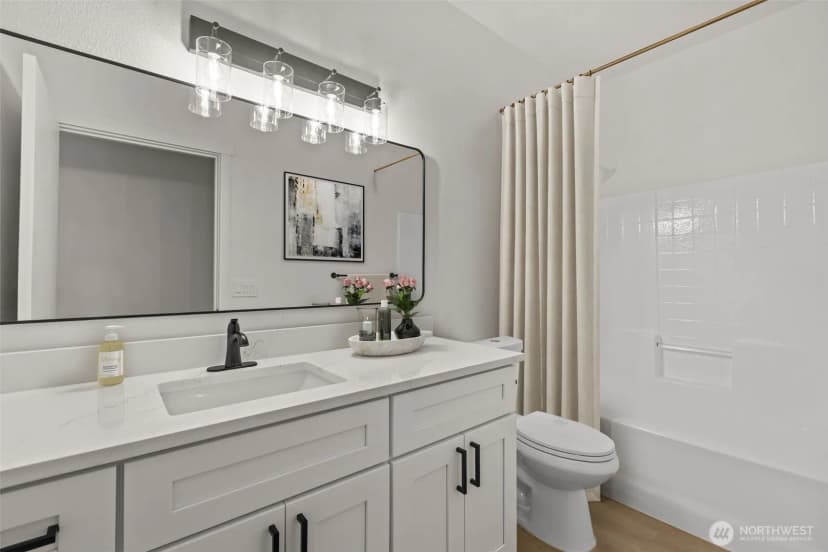 Property photo for 10825 Se 200th Street #b102, Kent photo 21