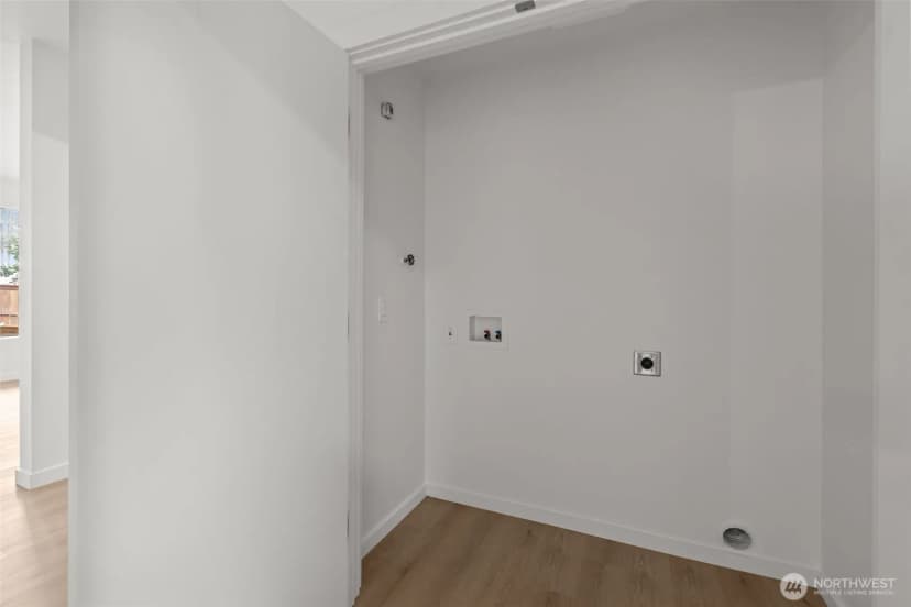 Property photo for 10825 Se 200th Street #b102, Kent photo 22