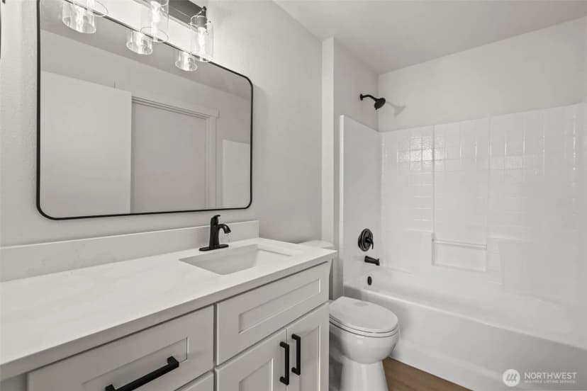 Property photo for 10825 Se 200th Street #b102, Kent photo 36