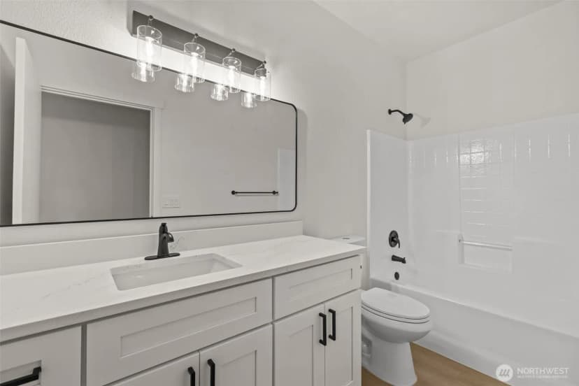 Property photo for 10825 Se 200th Street #b102, Kent photo 39