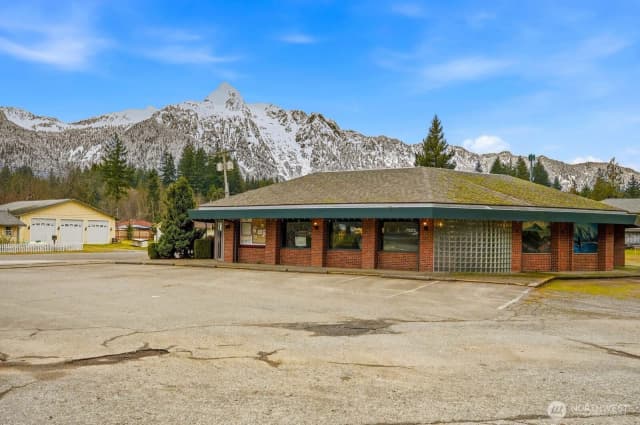 Property photo for 1200 Seeman, Darrington photo 2