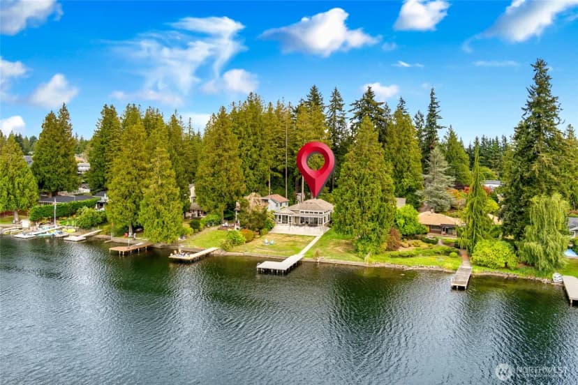 Property photo for 15924 E Shore Drive, Lynnwood