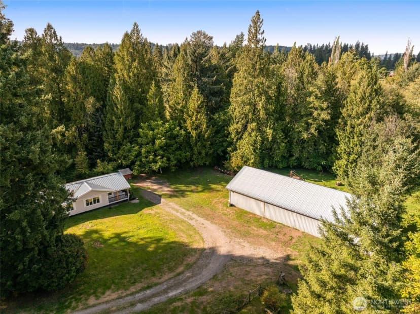 Property photo for 1213 324th Way Ne, Carnation photo 21