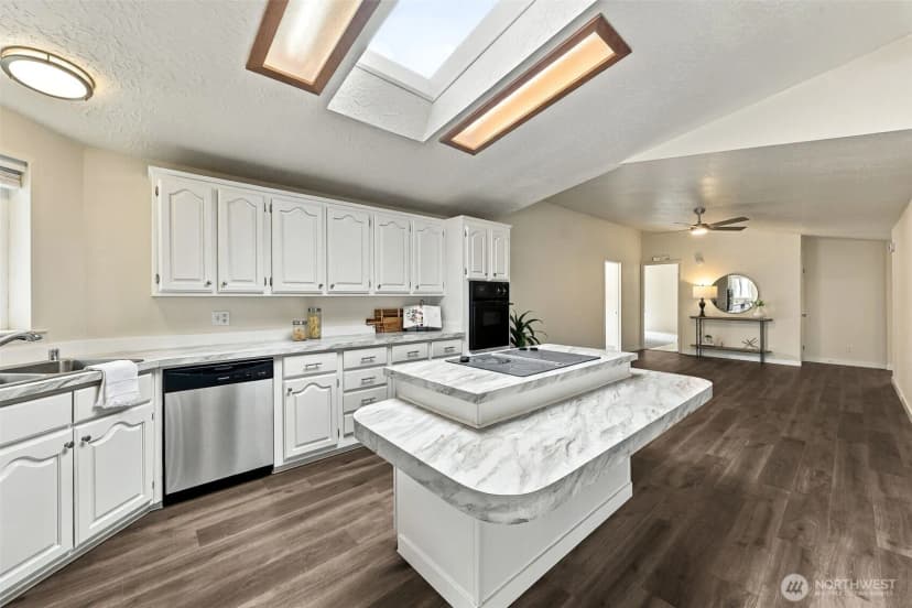 Property photo for 5907 288th Street E, Graham photo 12
