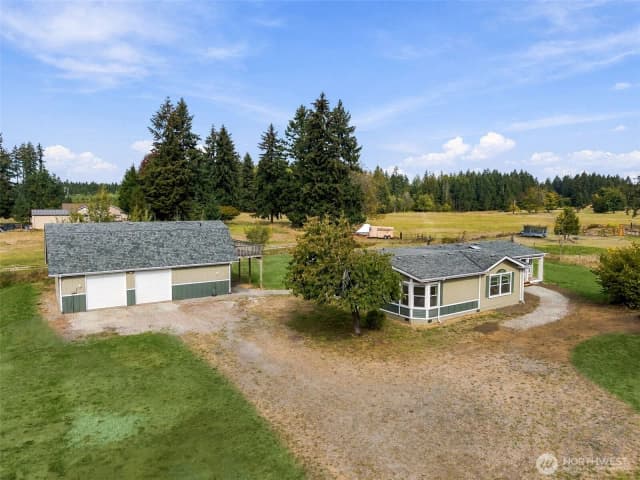 Property photo for 5907 288th Street E, Graham photo 2