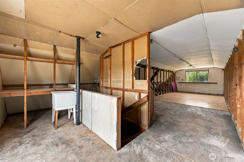 Property photo for 5907 288th Street E, Graham photo 29