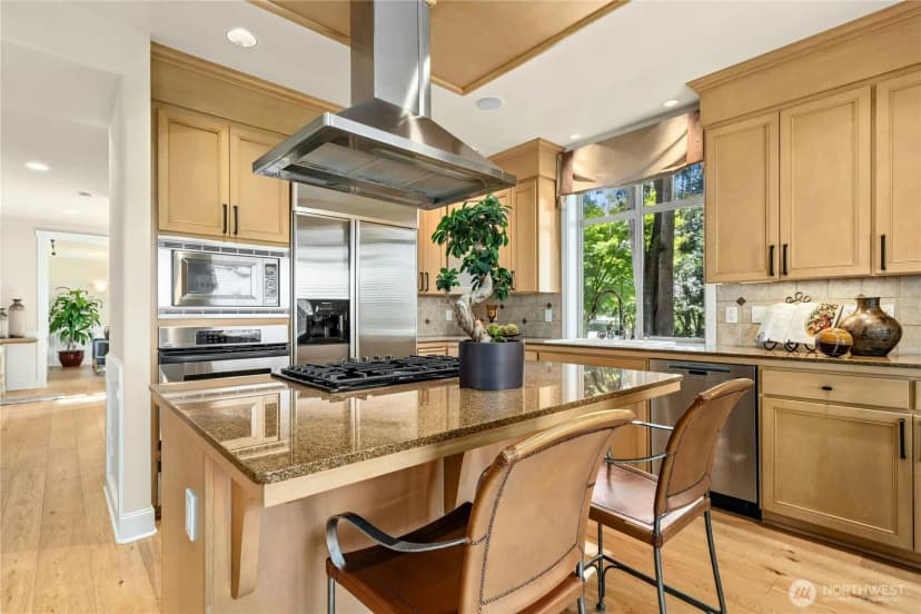 Property photo for 7003 117th Place Ne, Kirkland photo 13
