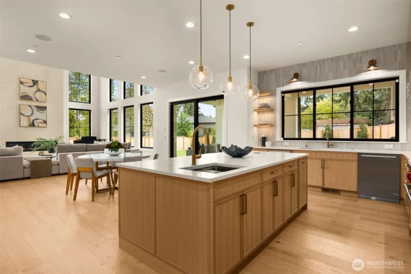 Property photo for 15155 Se 41st Street, Bellevue photo 12