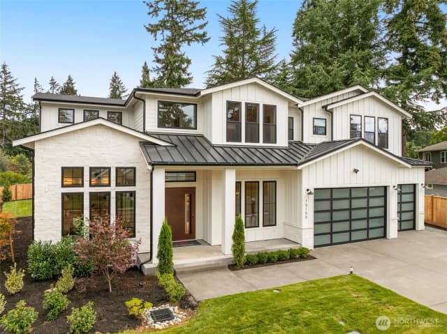 Property photo for 15155 Se 41st Street, Bellevue photo 2
