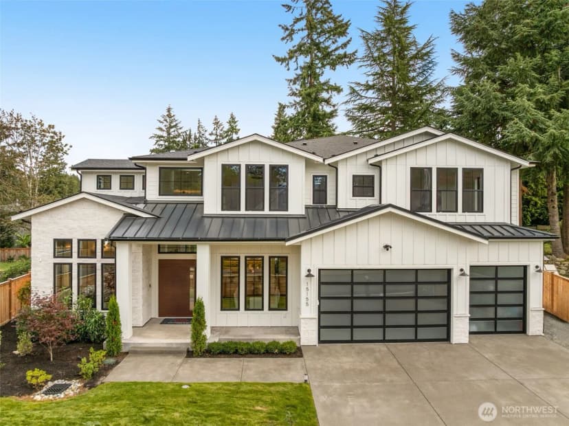 Property photo for 15155 Se 41st Street, Bellevue