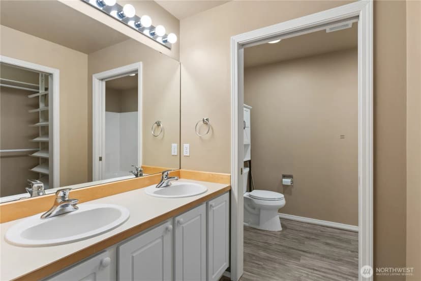 Property photo for 5230 Se 238th Lane, Issaquah photo 12