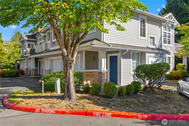 Property photo for 5230 Se 238th Lane, Issaquah photo 2