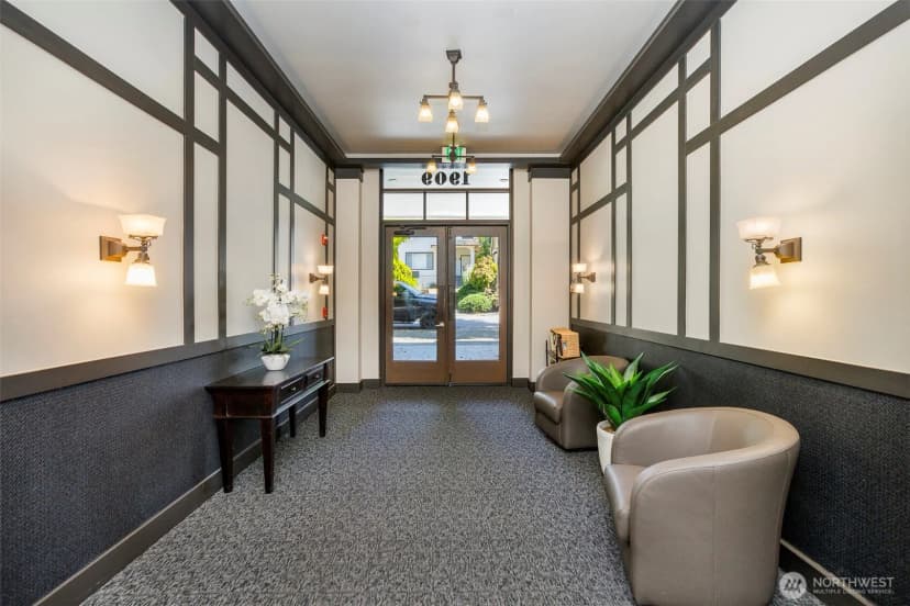 Property photo for 1909 10th Avenue W #201, Seattle photo 19