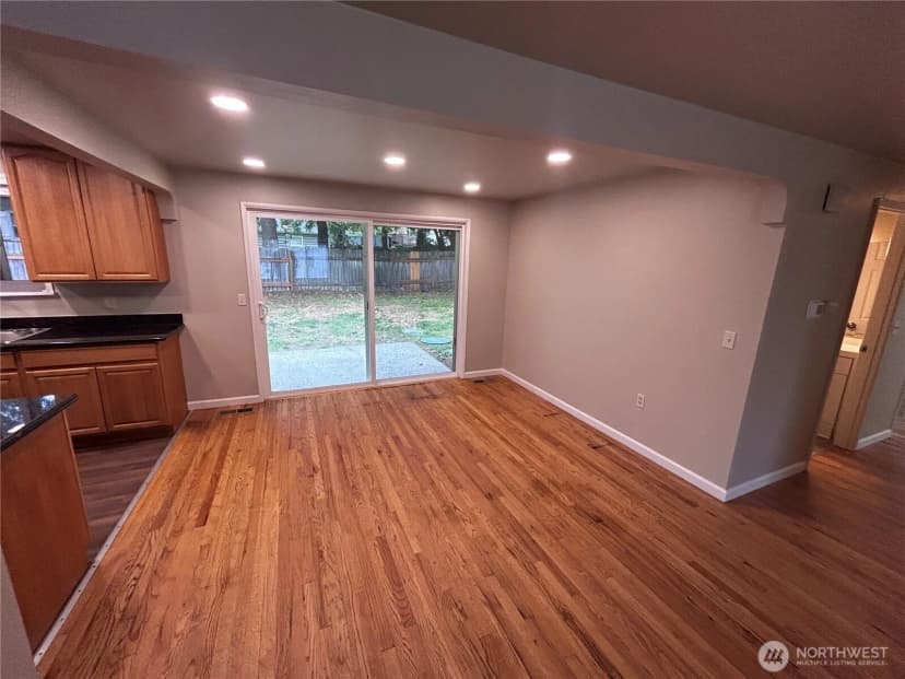 Property photo for 20812 25th Avenue S, Sea Tac photo 5