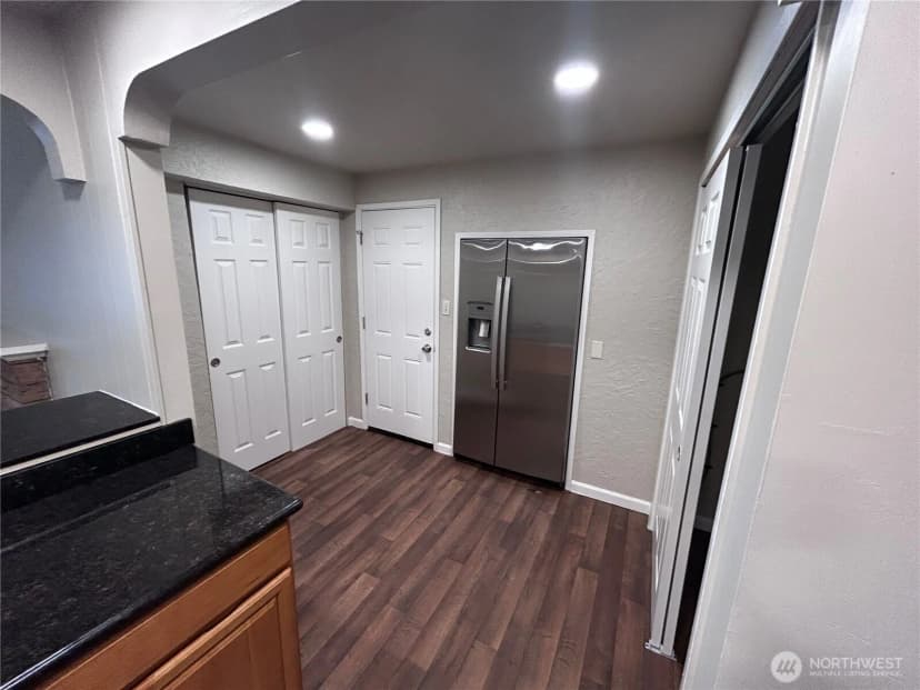 Property photo for 20812 25th Avenue S, Sea Tac photo 8