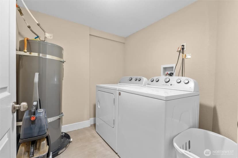 Property photo for 10808 53rd Avenue S, Seattle photo 15