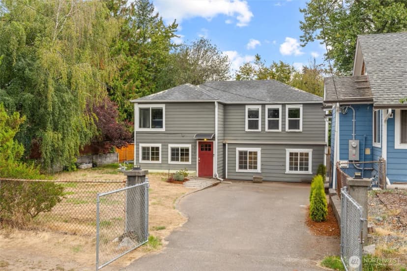 Property photo for 10808 53rd Avenue S, Seattle