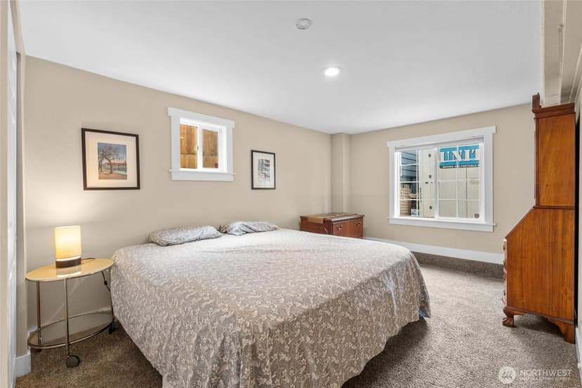 Property photo for 10808 53rd Avenue S, Seattle photo 18