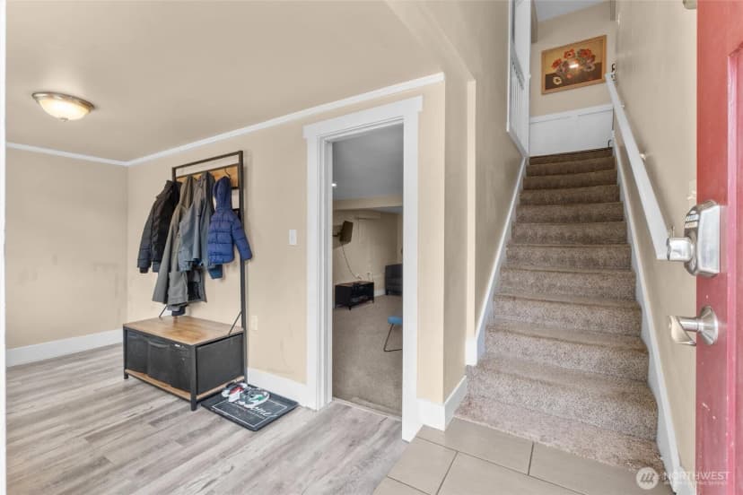Property photo for 10808 53rd Avenue S, Seattle photo 13