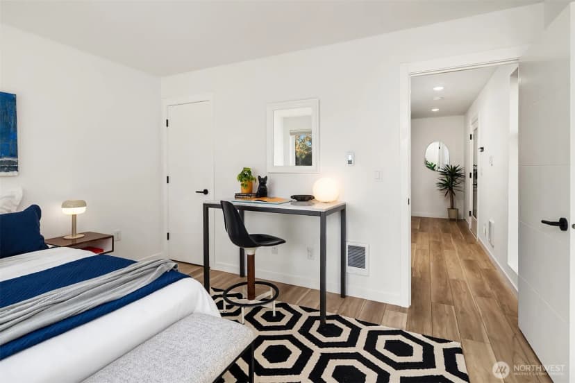 Property photo for 1414 E Cherry Street #f, Seattle photo 13