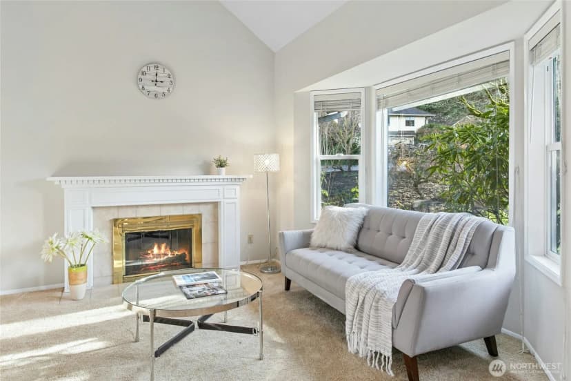 Property photo for 4310 209th Avenue Ne, Sammamish photo 9
