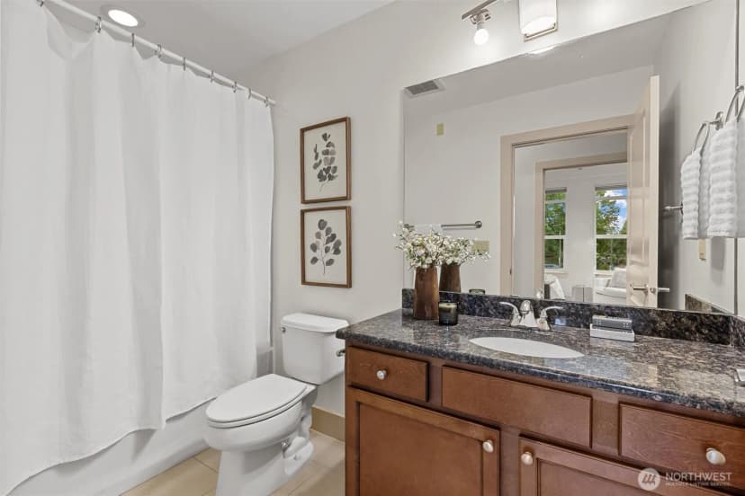 Property photo for 7800 Se 27th Street #206, Mercer Island photo 30