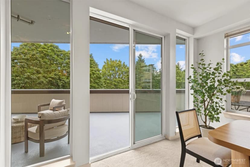 Property photo for 7800 Se 27th Street #206, Mercer Island photo 16