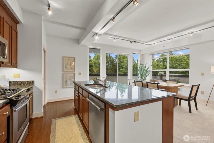 Property photo for 7800 Se 27th Street #206, Mercer Island photo 15