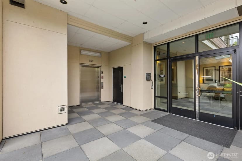 Property photo for 7800 Se 27th Street #206, Mercer Island photo 32
