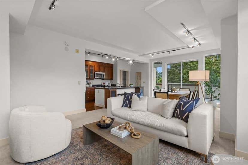 Property photo for 7800 Se 27th Street #206, Mercer Island photo 6