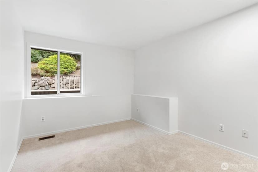 Property photo for 17105 76th Avenue W, Edmonds photo 16