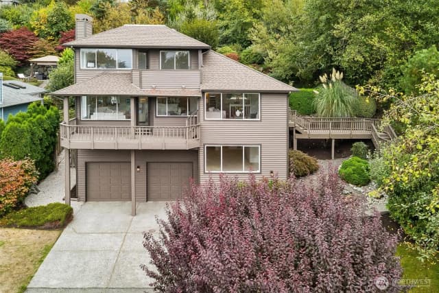 Property photo for 17105 76th Avenue W, Edmonds
