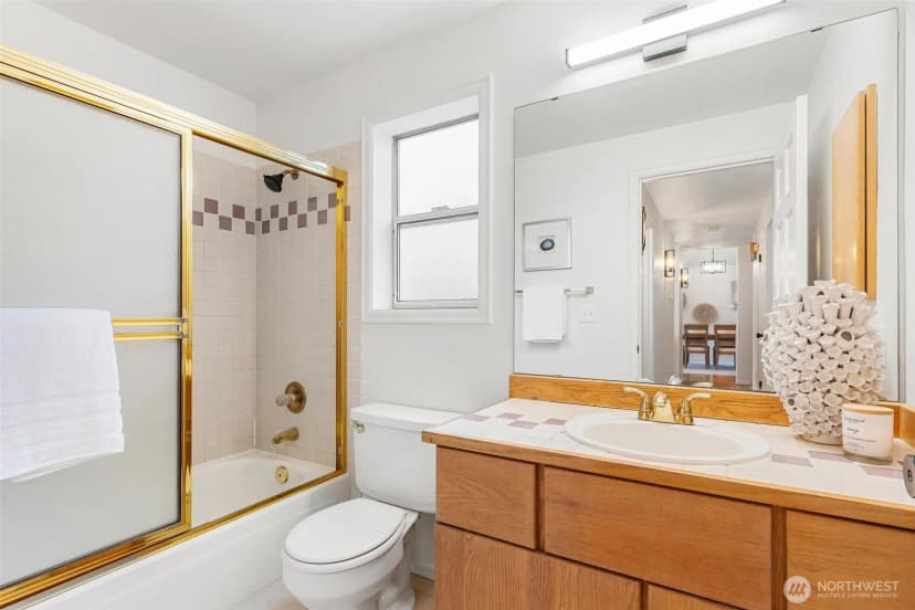 Property photo for 17105 76th Avenue W, Edmonds photo 17