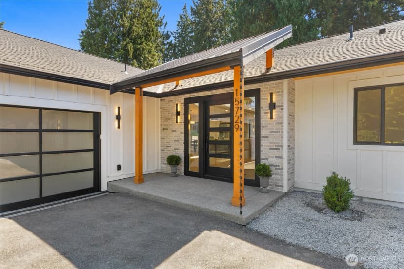Property photo for 15729 Larch Way, Lynnwood photo 6
