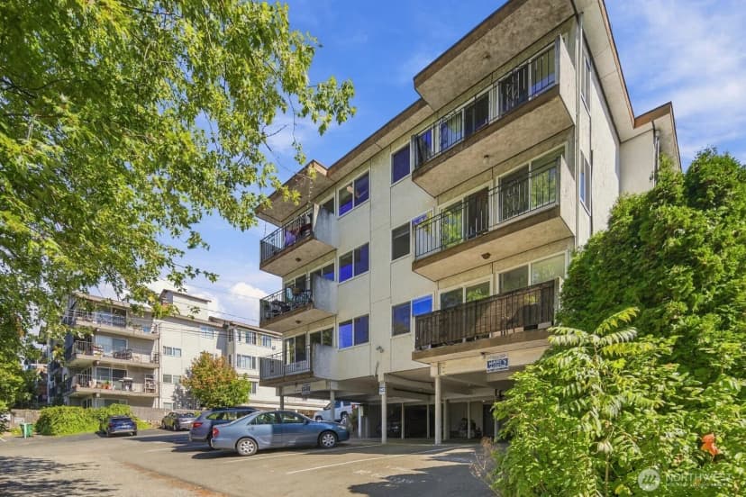 Property photo for 11255 Greenwood Avenue N, Seattle