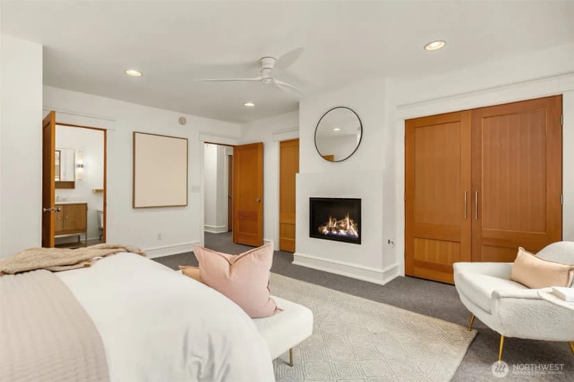 Property photo for 8453 Ferncliff Avenue Ne, Bainbridge Island photo 19