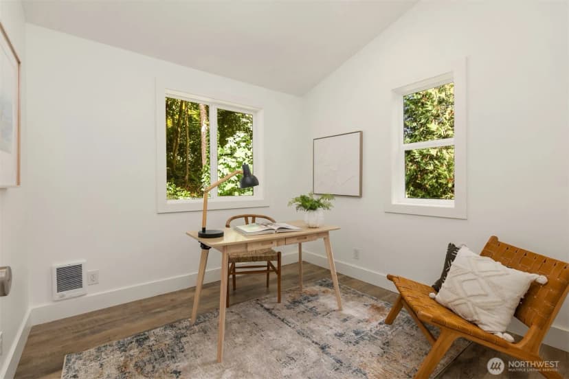 Property photo for 8453 Ferncliff Avenue Ne, Bainbridge Island photo 32