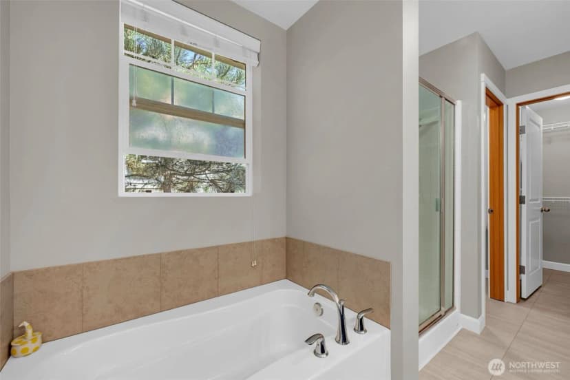 Property photo for 10625 Ross Road #3, Bothell photo 20