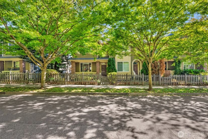 Property photo for 10625 Ross Road #3, Bothell photo 36